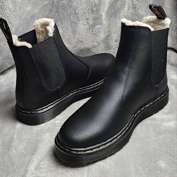 Martens Chelsea Boots Faux Fur Lined Black Leather Women's Size